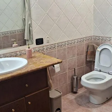 Casa Ausonia بيت ضيافة
